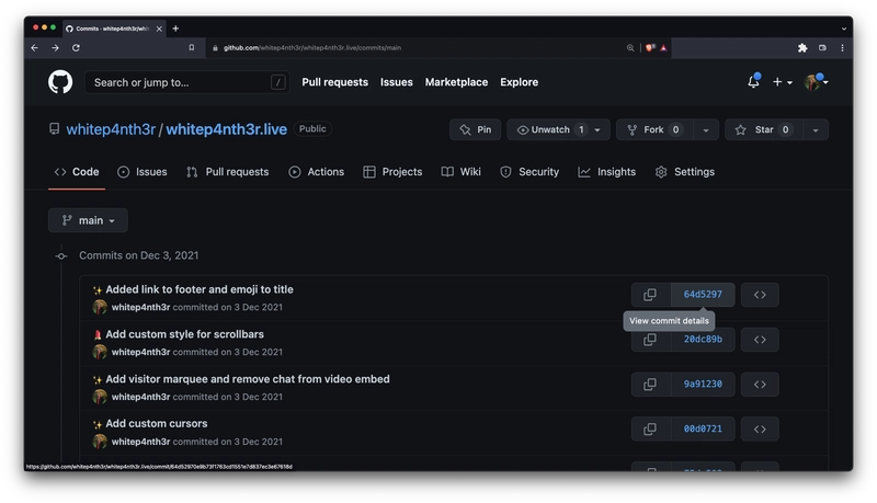 GitHub 提交列表的屏幕截图，显示了顶部提交哈希上的工具提示，上面写着查看提交详细信息。