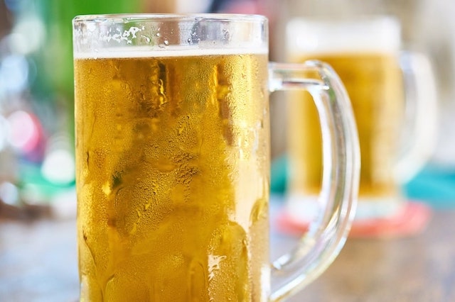 啤酒