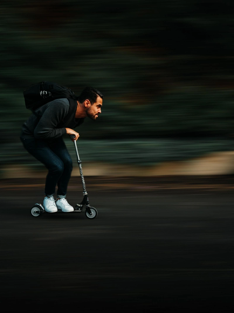 Unsplash / @miikola – 我们总是急于获取最新的生产力和时间管理工具。但仅仅使用工具是不够的。