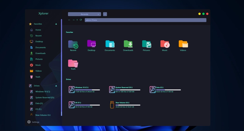 Windows 上的 Xplorer 采用 Dark+ 主题